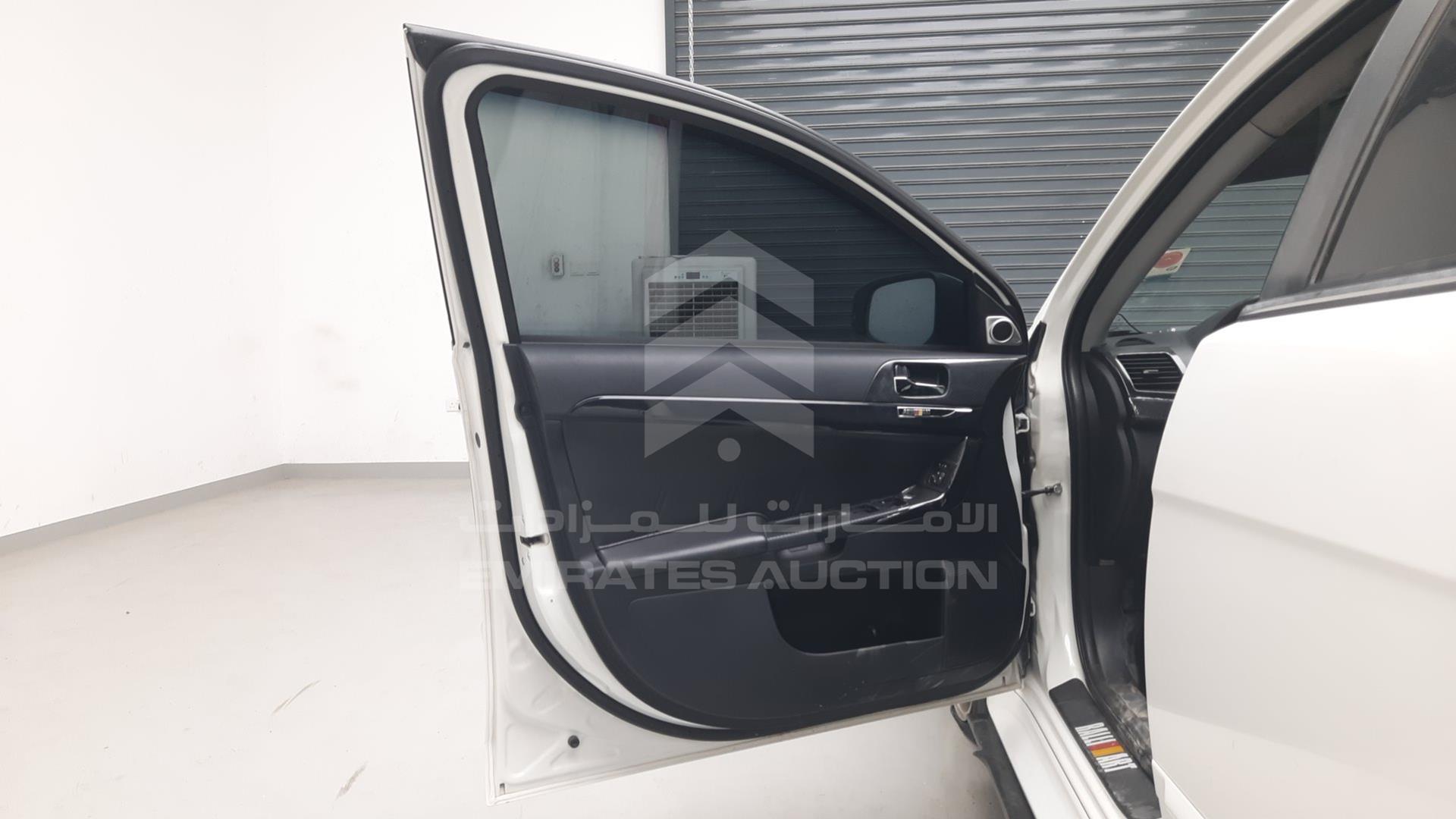 2015 MITSUBISHI --- VIN: JMYSTCY4AFU737782