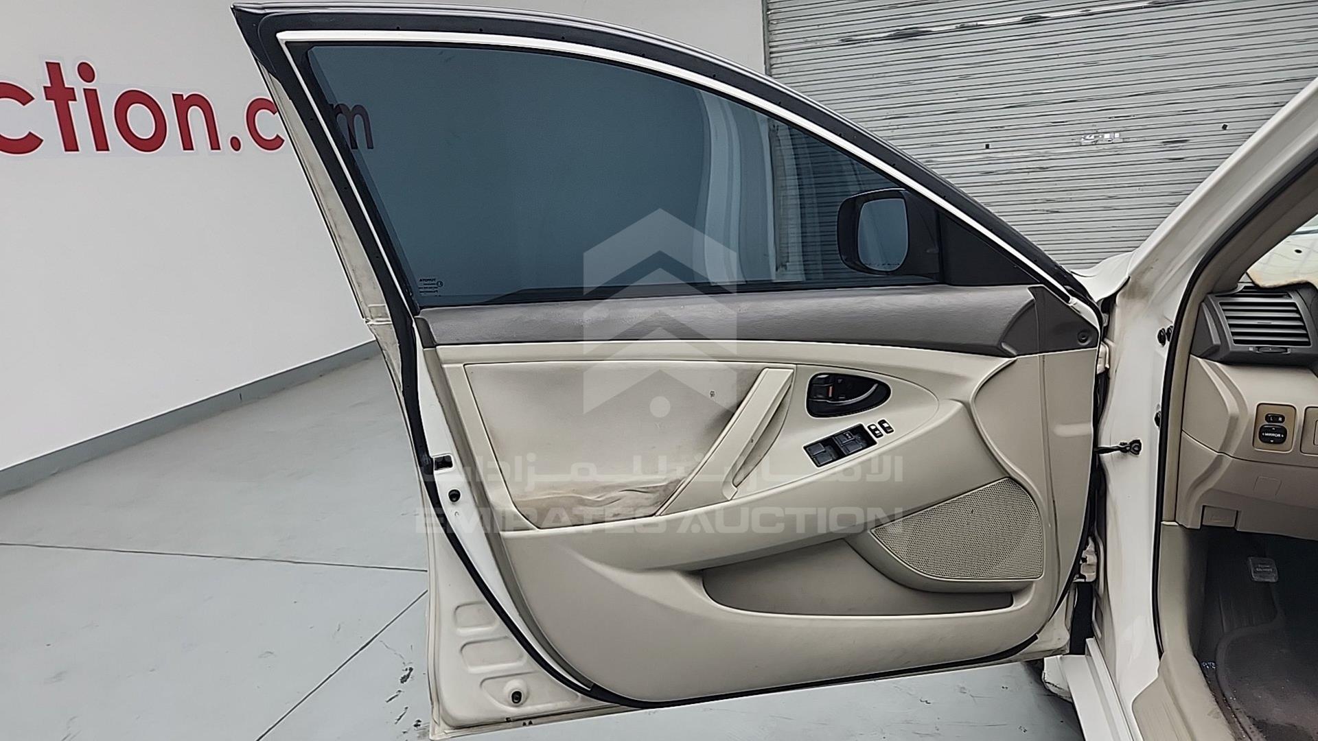 2008 TOYOTA CAMRY VIN: 6T1BE42K58X458359