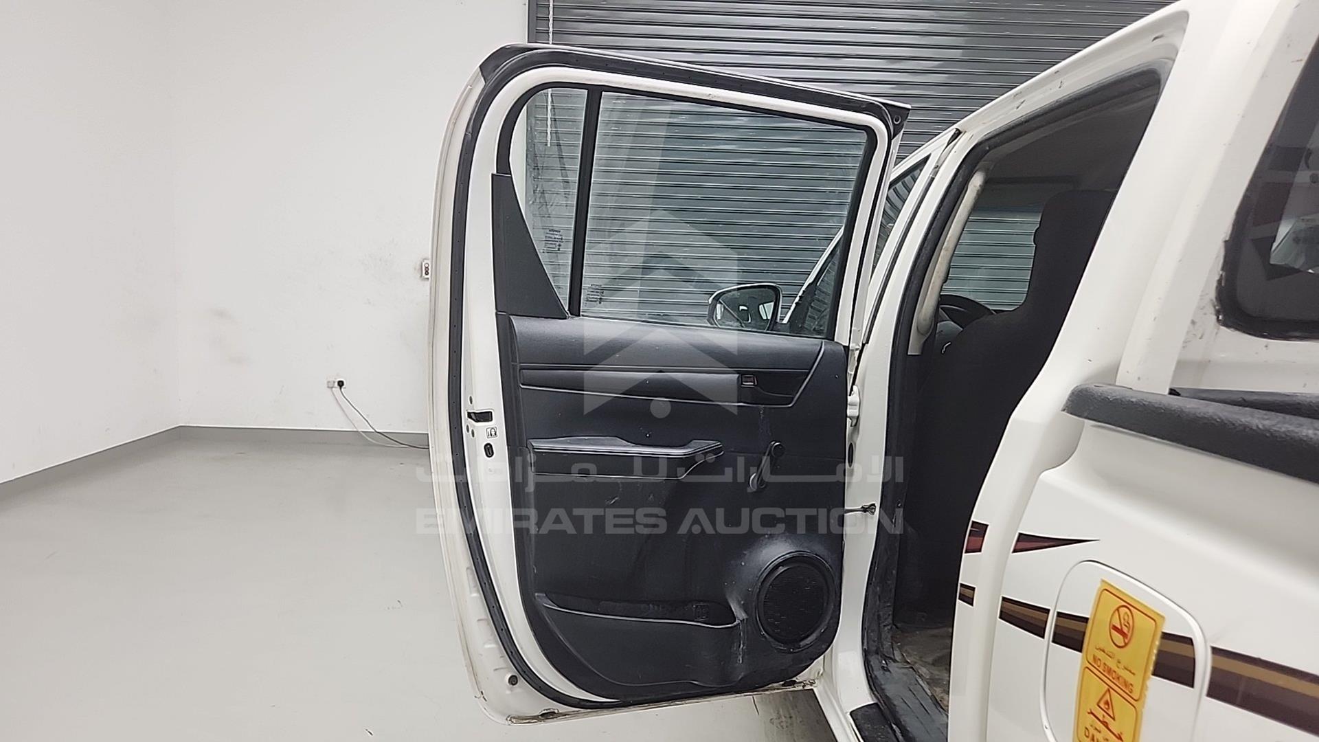 2019 TOYOTA HILUX VIN: MR0DX9CD3K2521237