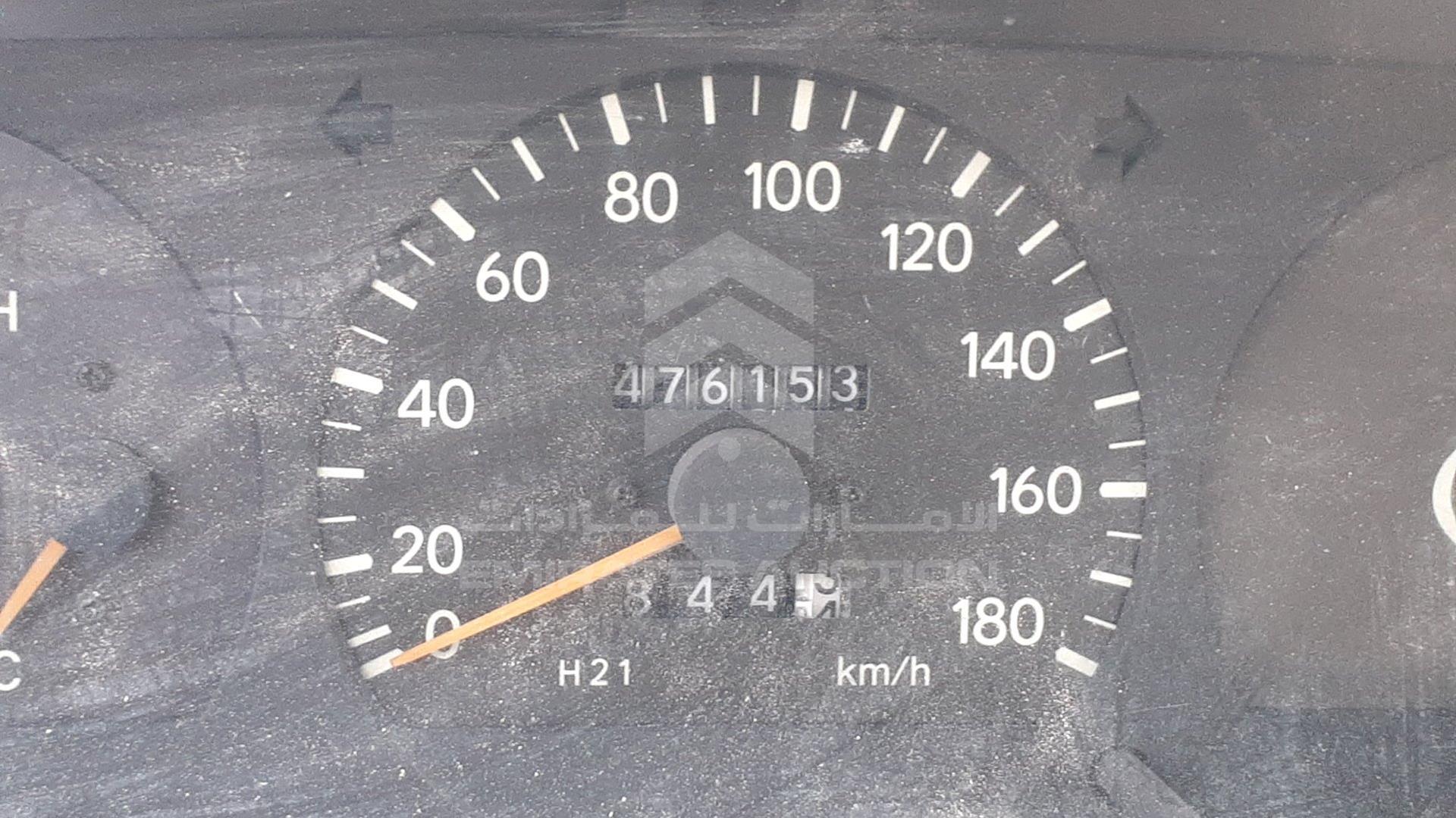 2004 TOYOTA HIACE VIN: JT4ZR119747014684