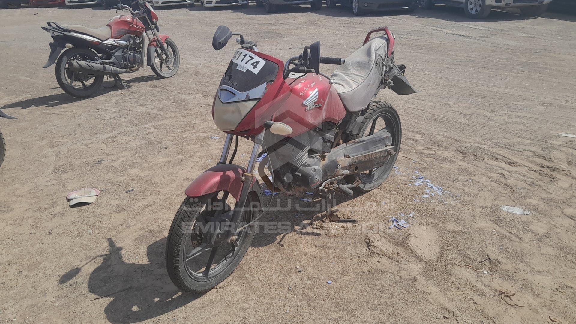 0 HONDA MOTORBIKE VIN: ME4KC20310802719