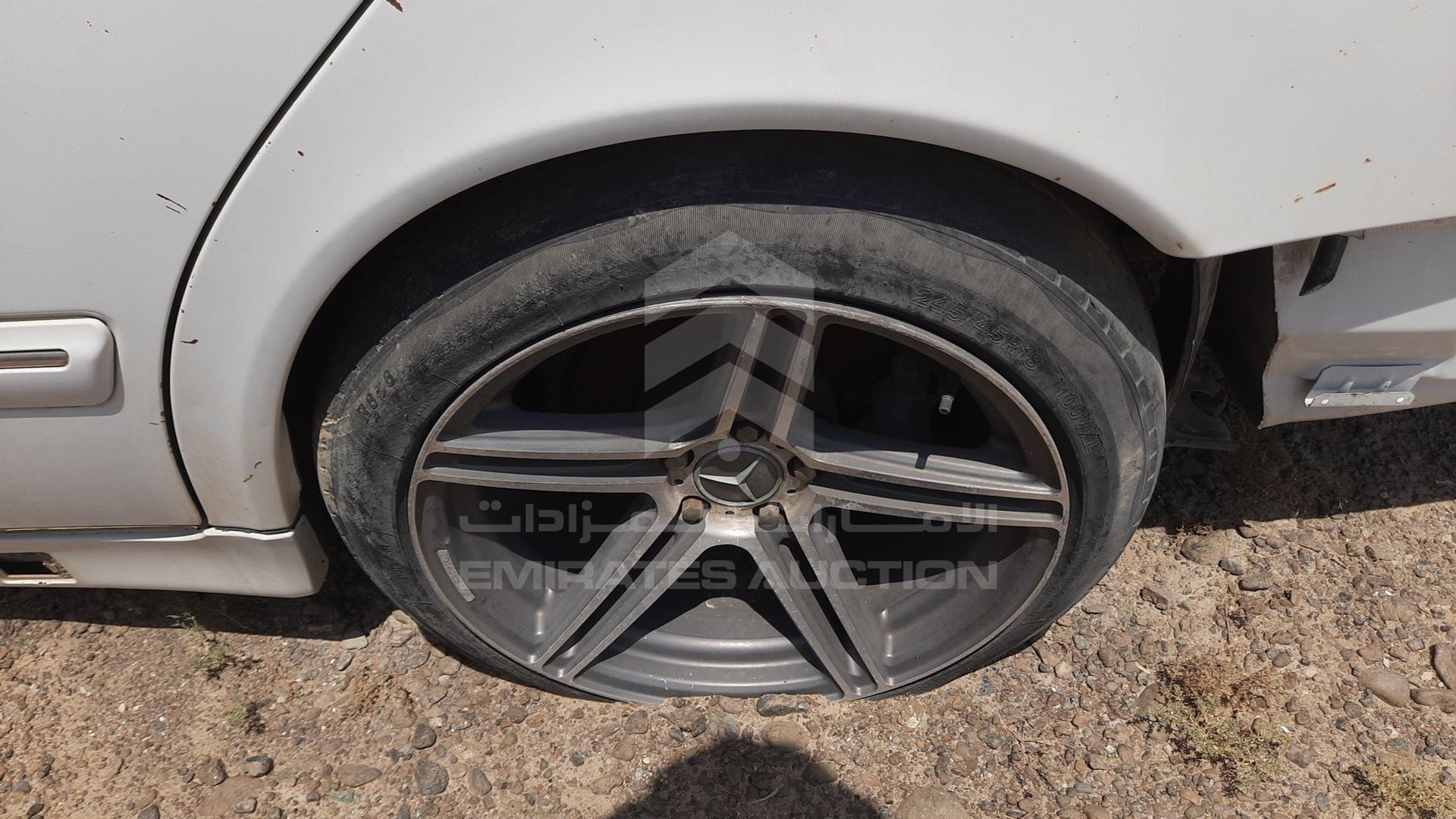 0 MERCEDES E 55 VIN: WDB2100651B263456
