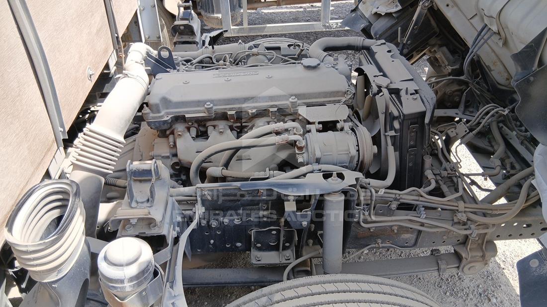 2009 Isuzu Reward NP — Engine Bay — Photo 27