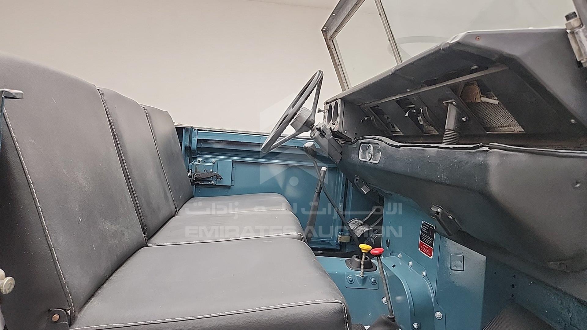 1985 LAND ROVER DEFENDER VIN: 565908