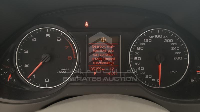 WAUKF68R29A022132 Auction: EmiratesAuction Lot: 405536 WAUKF68R29A022132 Audi Q5 2009 GREY Photo 15