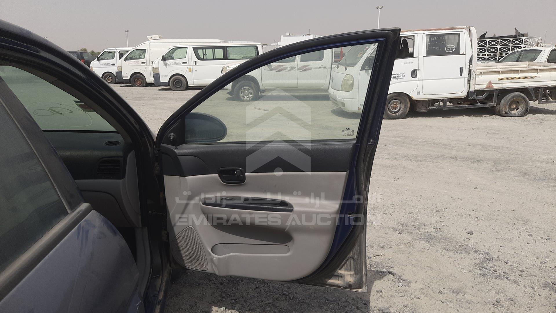2008 HYUNDAI ACCENT VIN: KMHCM41C08U179996