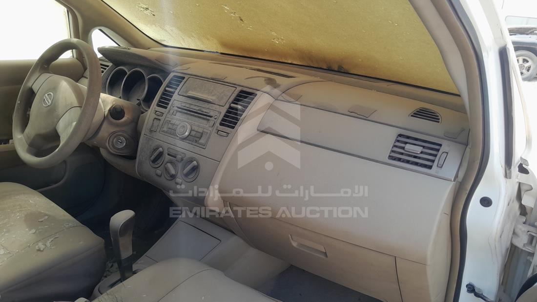 2013 Nissan Tiida — Front Right Passenger Dashboard View — Photo 23
