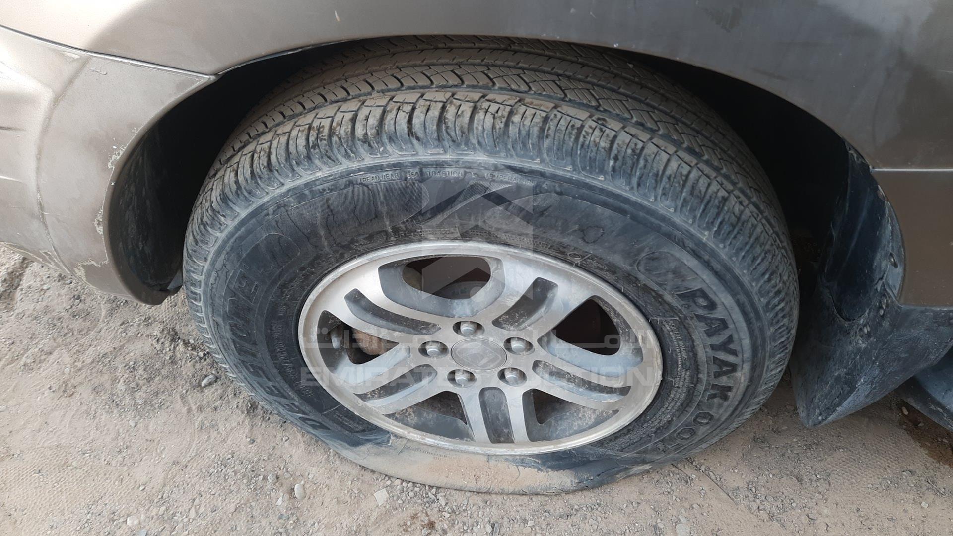 2004 HONDA MRV VIN: 2HKYF18544H700037
