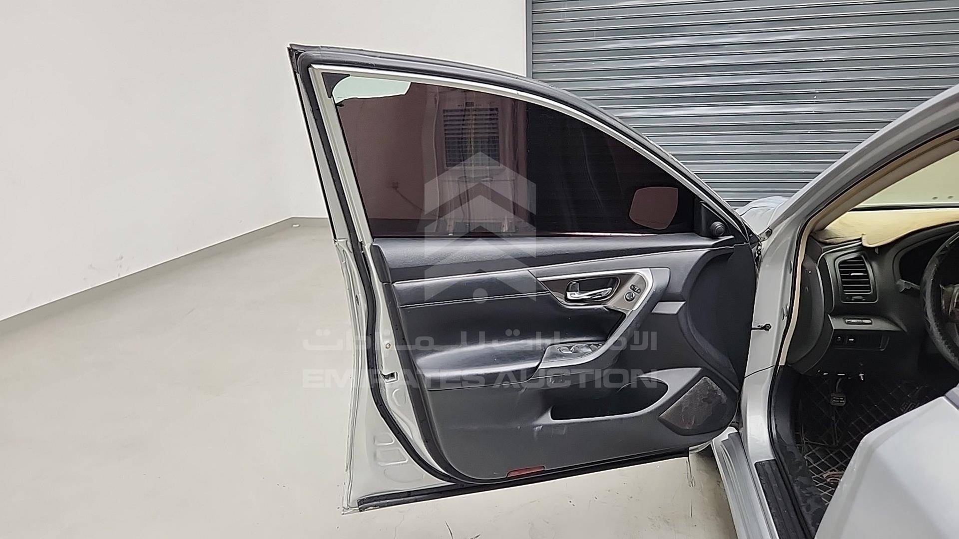 2013 NISSAN ALTIMA VIN: 1N4AL3A96DC241484