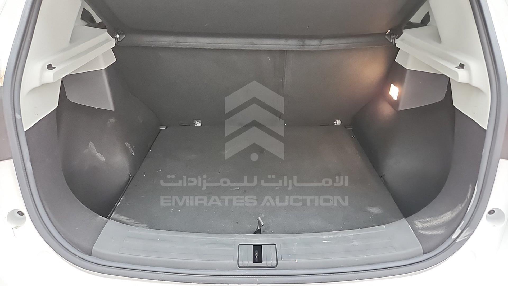 2023 MG ZS VIN: LSJW74C99PZ035843