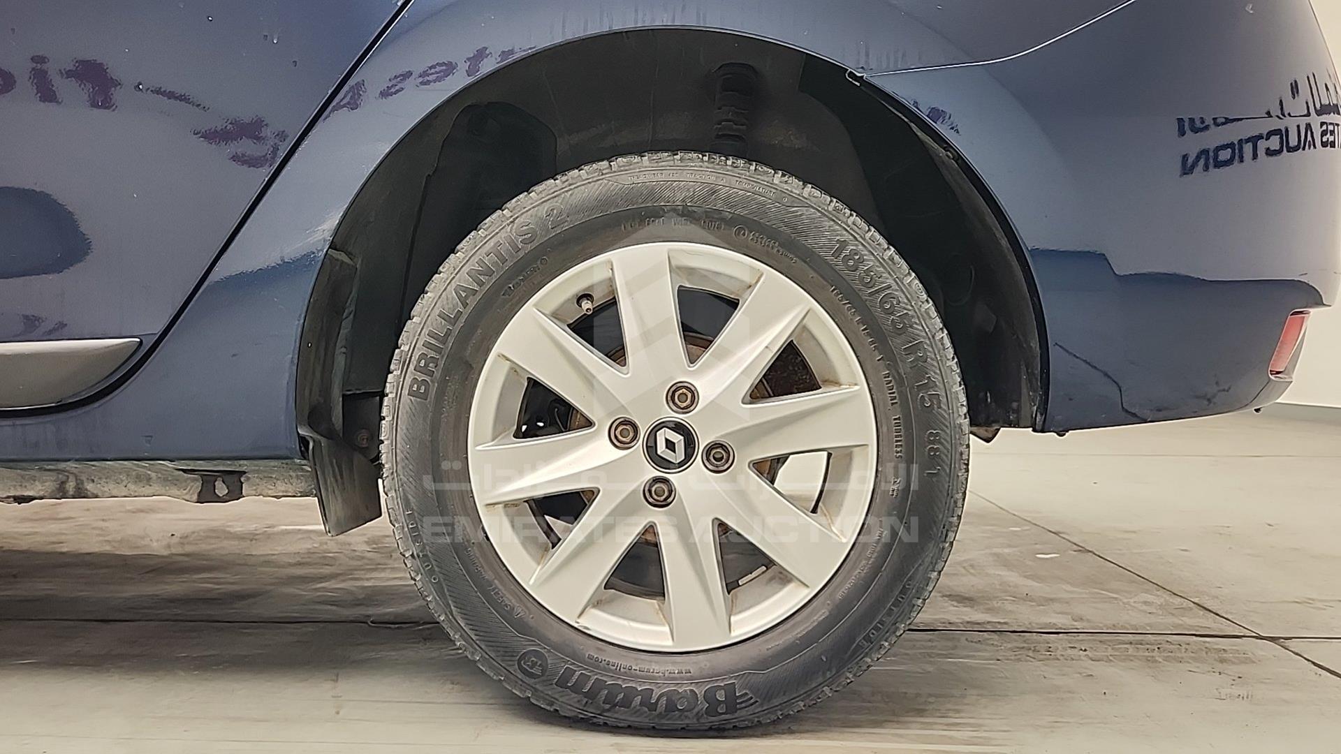 2017 RENAULT SYMBOL VIN: VF14SRAB7HT542334