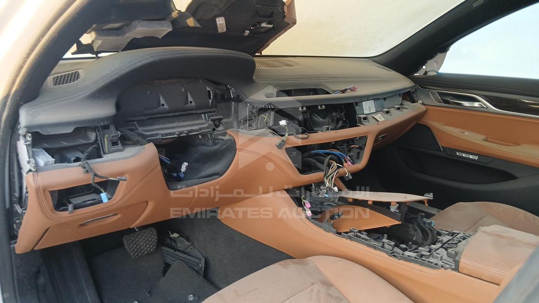 2017 BMW 730 — Front Left Driver Dashboard View — Photo 13