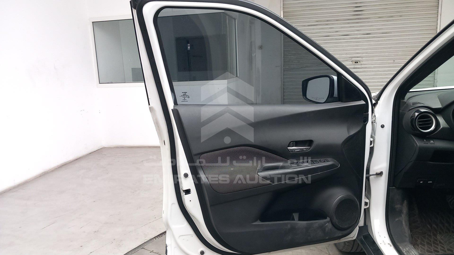 2018 NISSAN KICKS VIN: 3N1CP5C90JL484114