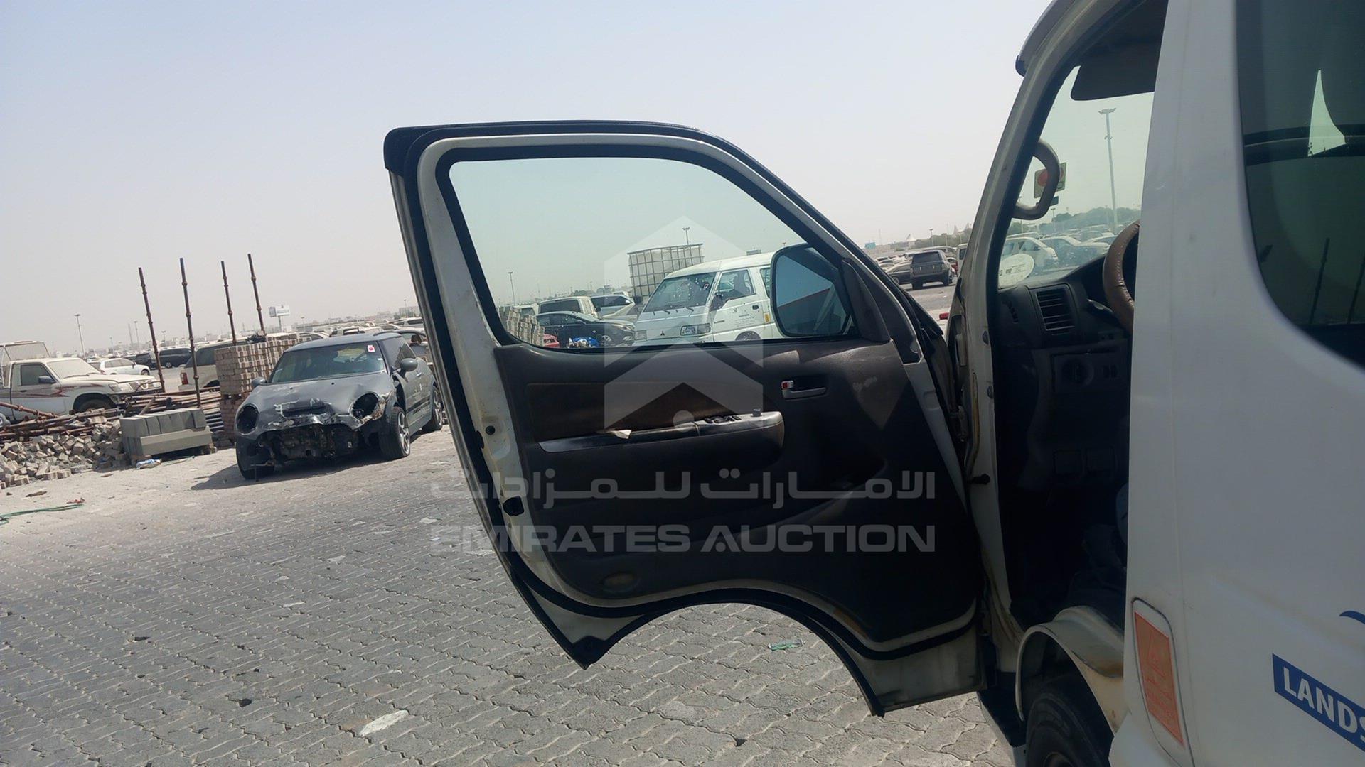 2014 CHERY P5 VIN: LVME2A2A6EB051231