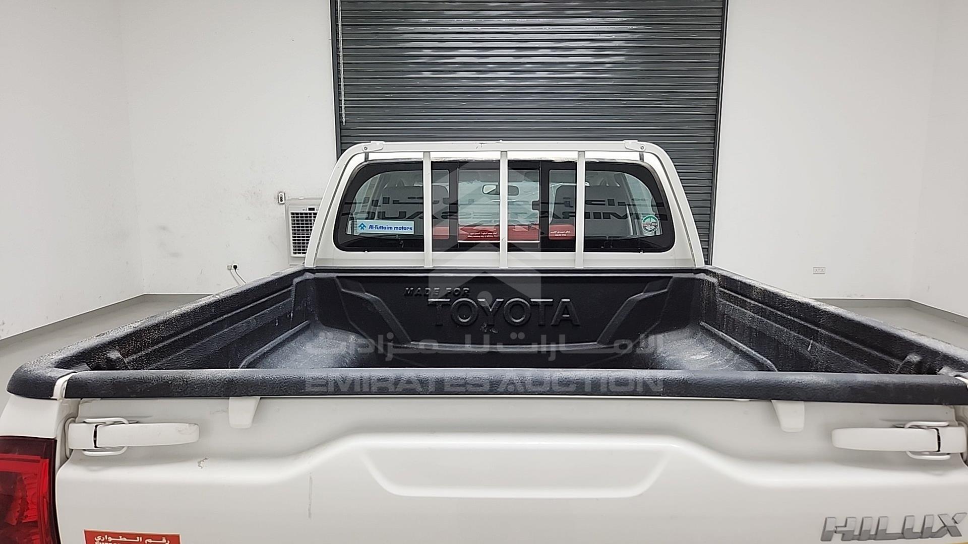 2023 TOYOTA HILUX VIN: MR0DB9CD2P5161754