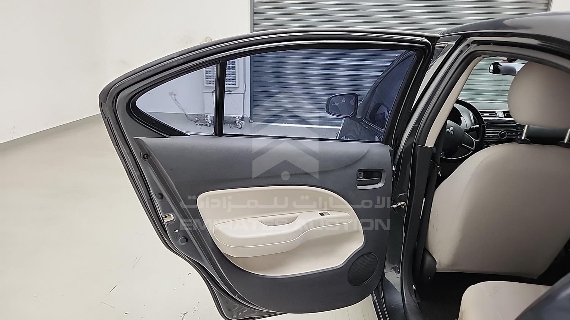 2014 MITSUBISHI ATTRAGE VIN: MMBSTA13AEH016805