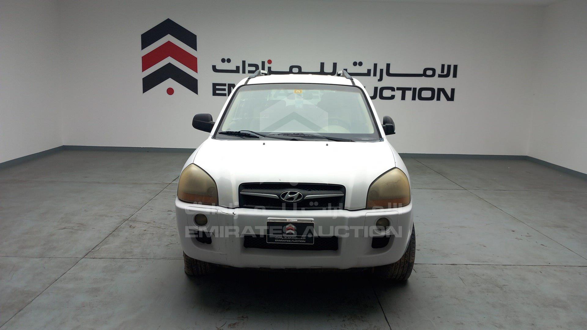2009 HYUNDAI TUCSON VIN: KMHJM81D19U995429