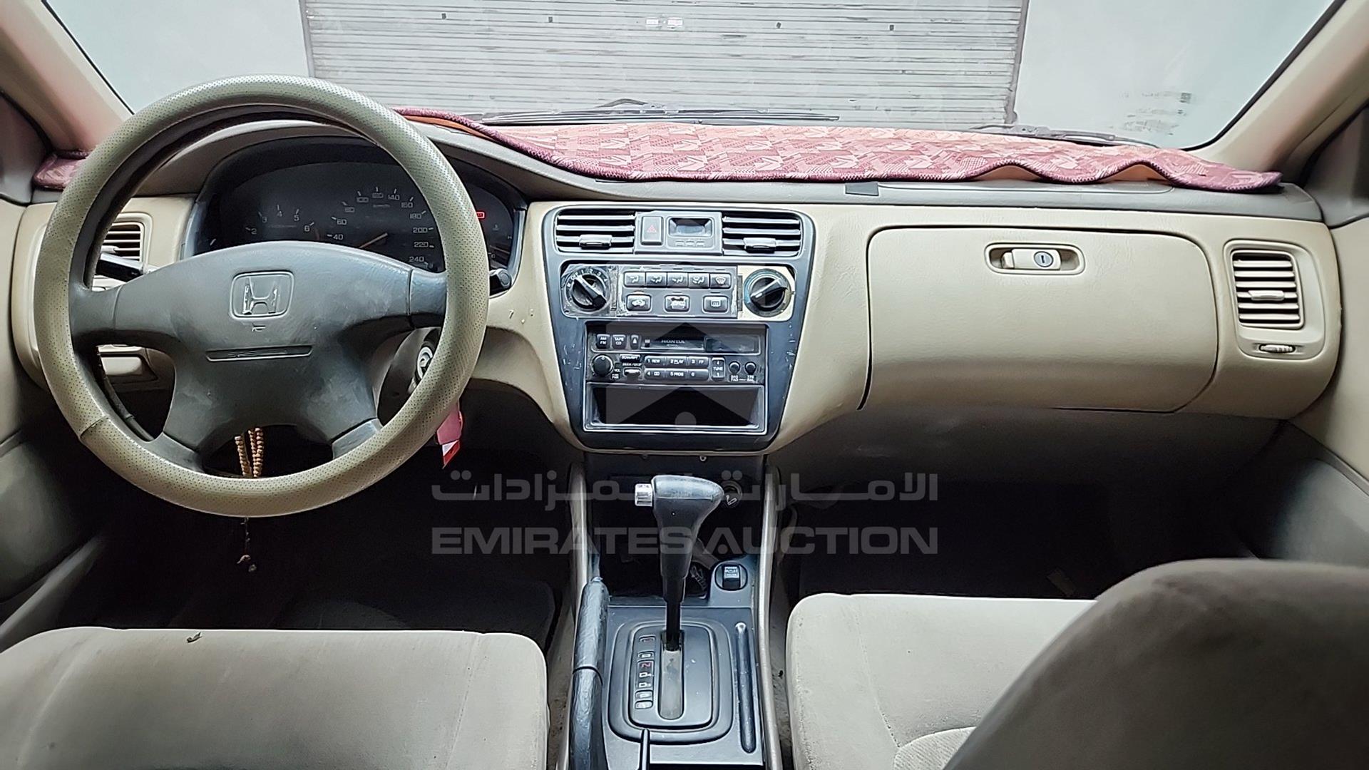 2000 HONDA ACCORD VIN: JHMCF863XYC401320