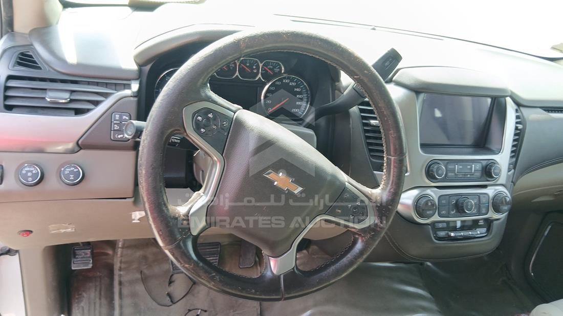 2019 Chevrolet Suburban — Steering & Mounted Controls — Photo 13