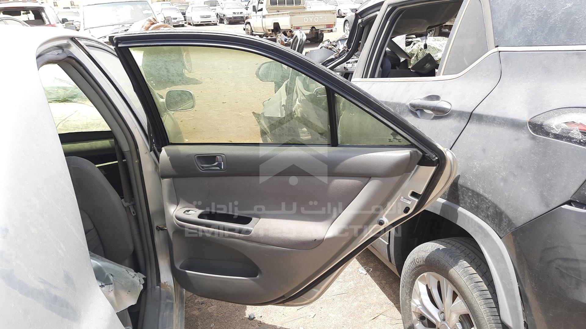 2005 TOYOTA CAMRY VIN: 4T1BE30KX5U501664