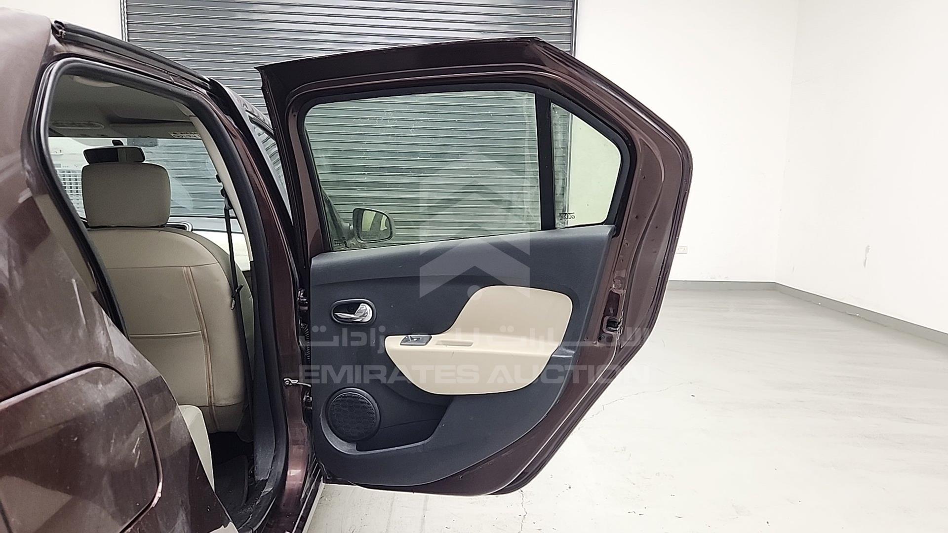 2017 RENAULT SYMBOL VIN: VF14SRAB3HT518726