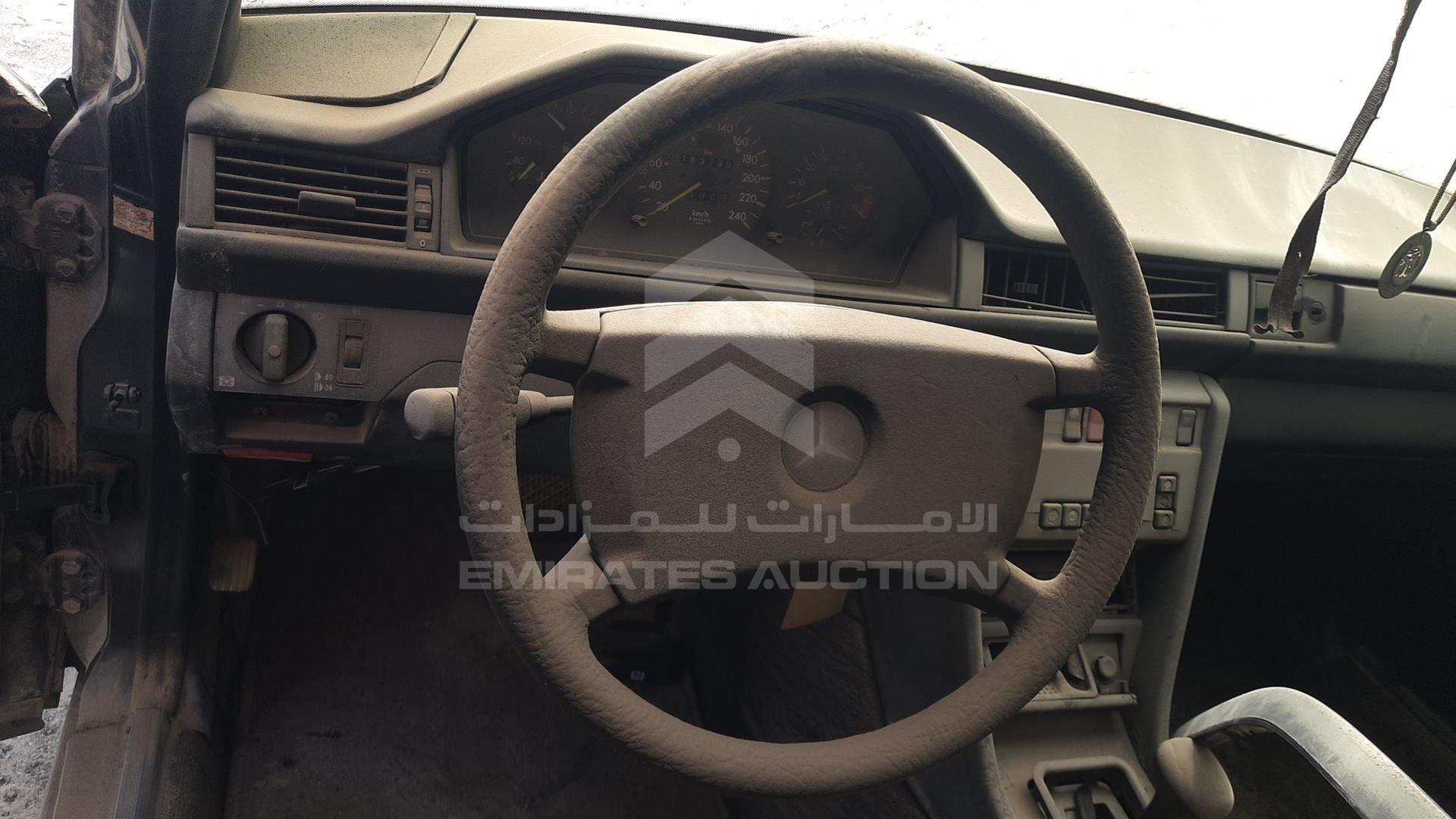 1989 MERCEDES E500 VIN: WDB1240301A923988