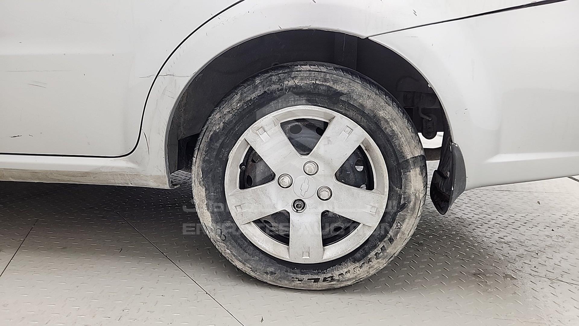 2015 CHEVROLET AVEO VIN: KL1TJ5B77FB041568