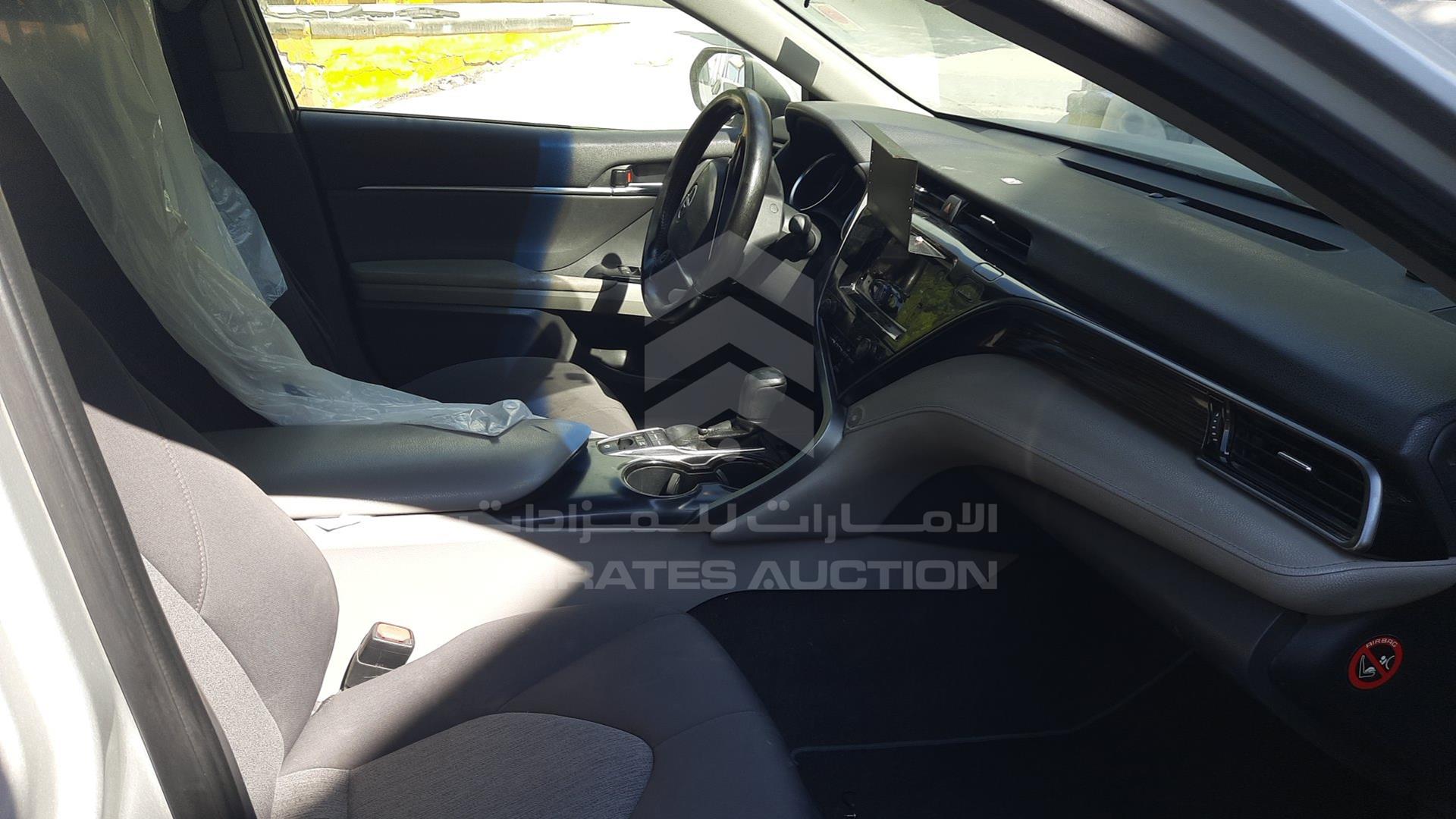 2019 TOYOTA CAMRY VIN: JTNB29HK4K3027180