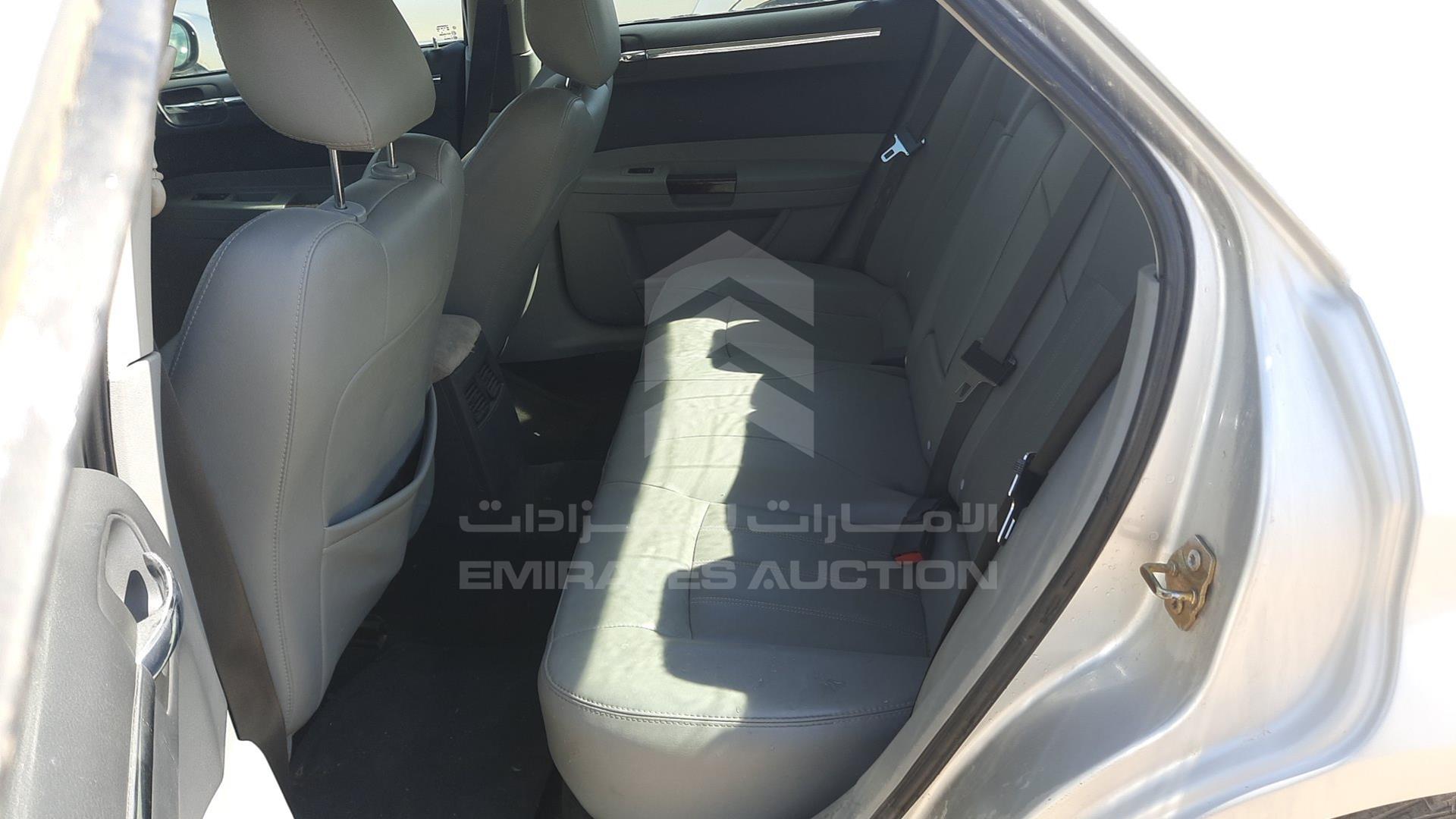 2006 CHRYSLER 300 C VIN: 2C3KA63H76H501275