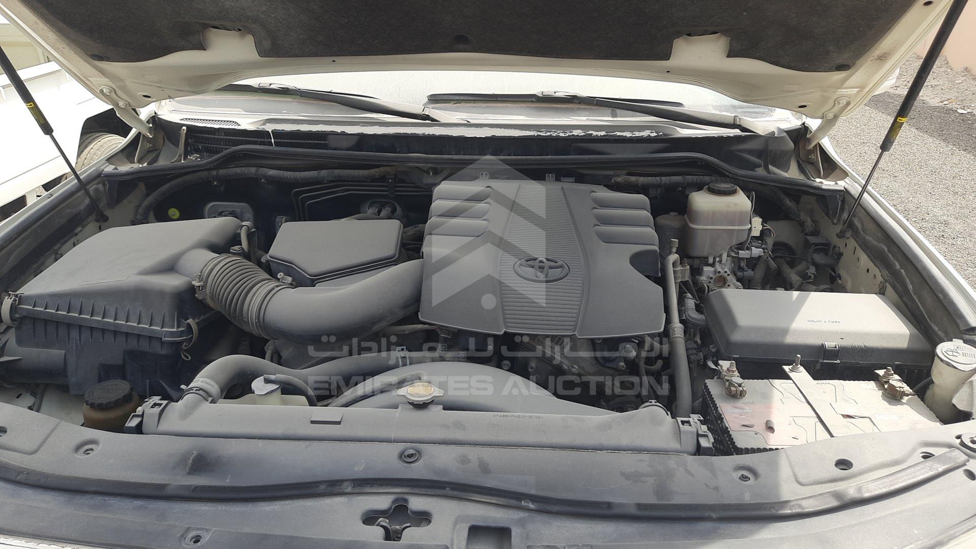 2014 TOYOTA LAND CRUISER VIN: JTMDU09J4E4094773