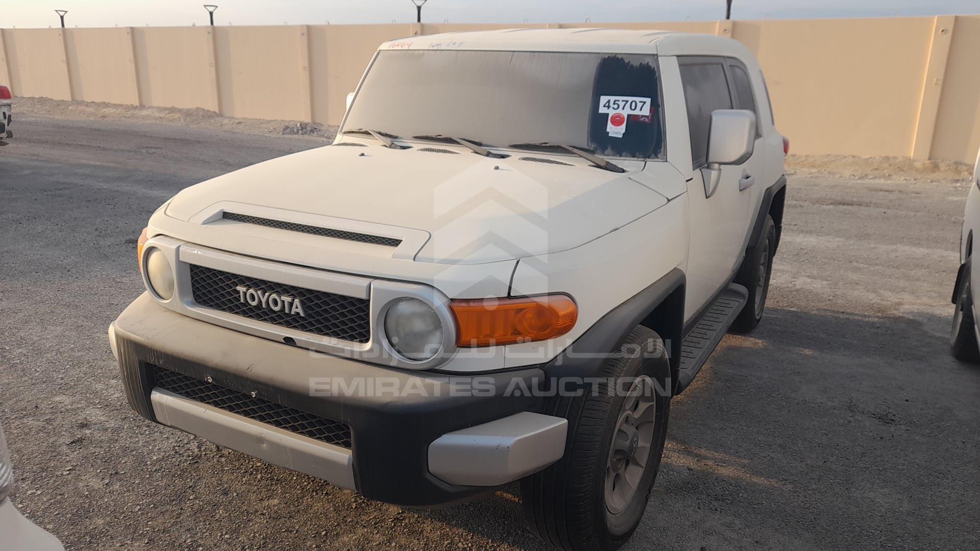 2013 TOYOTA FJ CRUISER VIN: JTEBU11F5DK171029