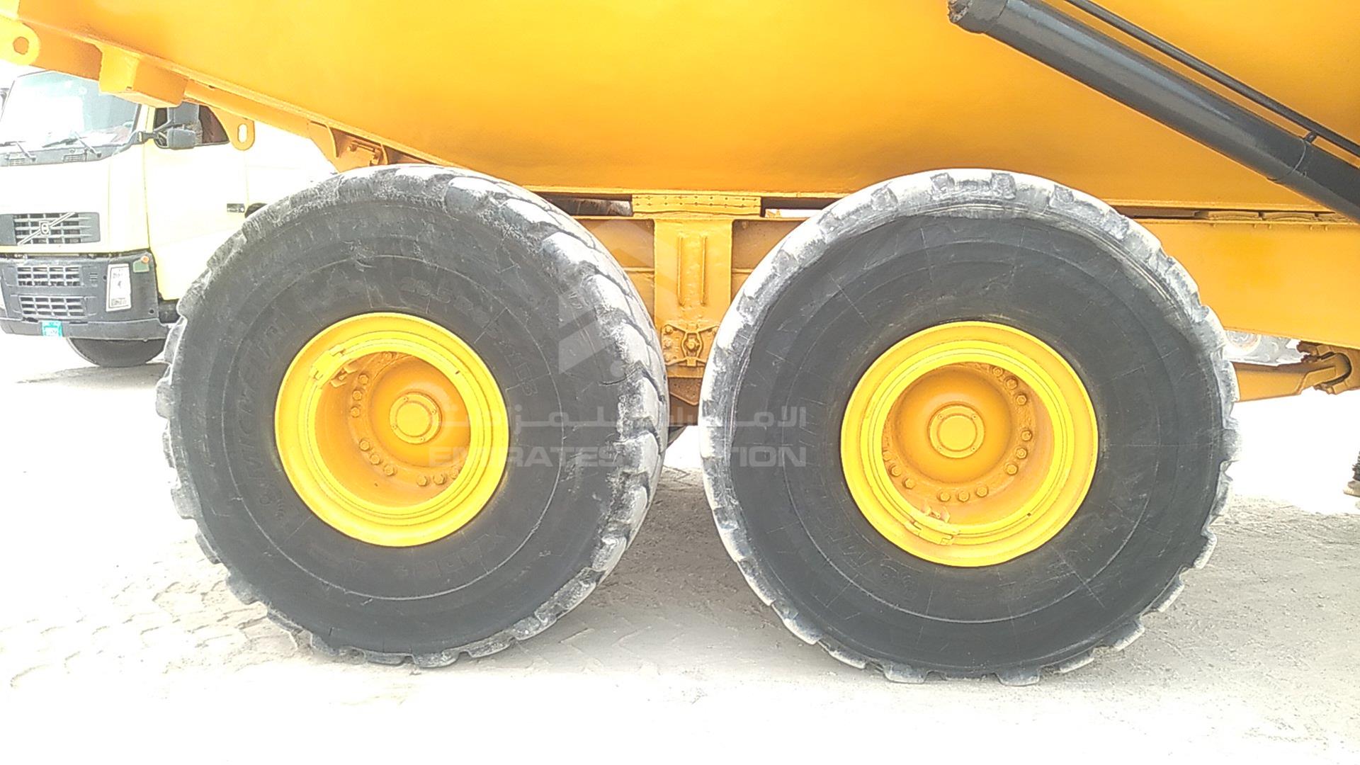 2011 VOLVO A 40 E VIN: VCE0A40EA00013516