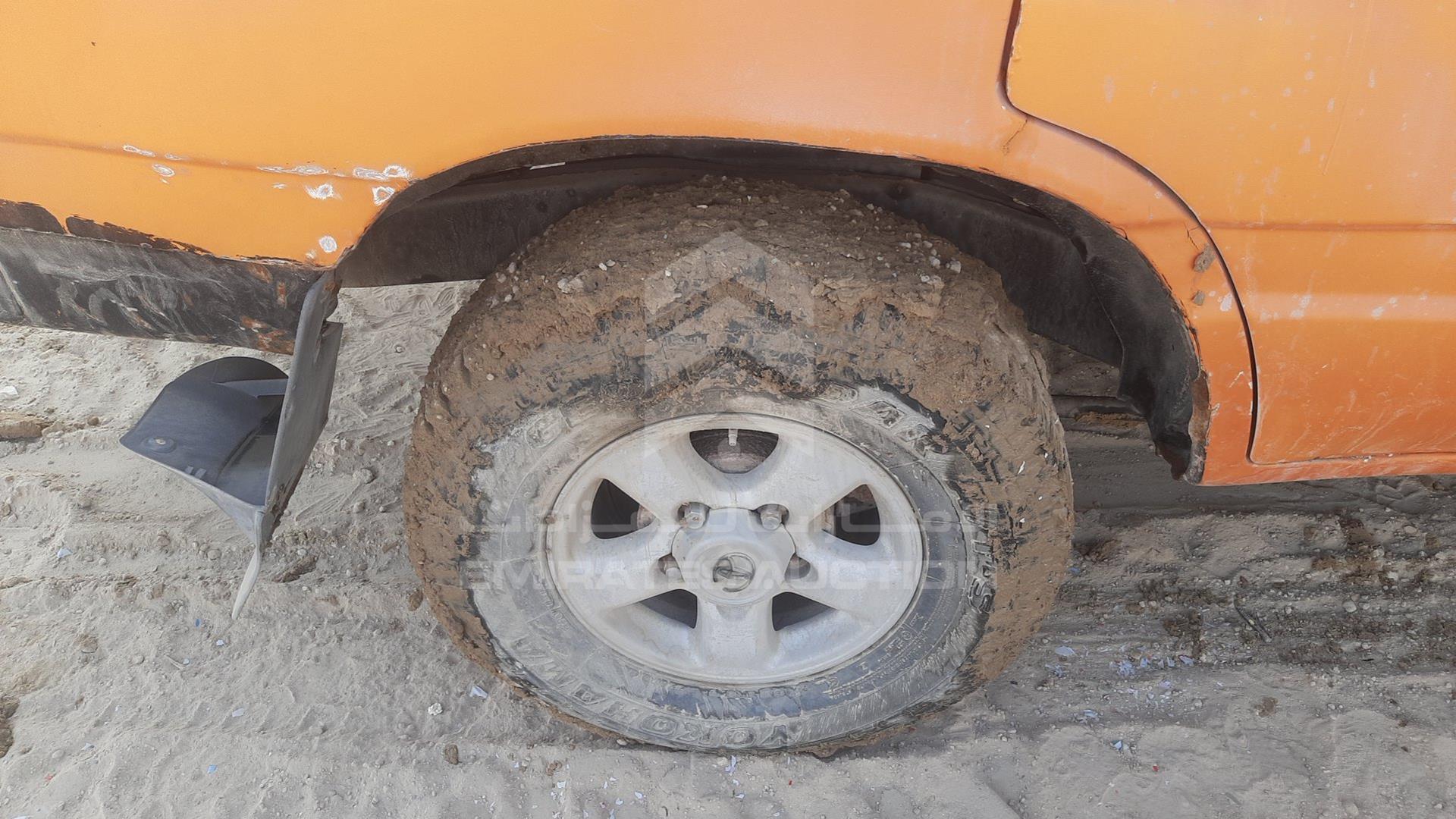 2006 TOYOTA LAND CRUISER VIN: JTEHJ09J065147342