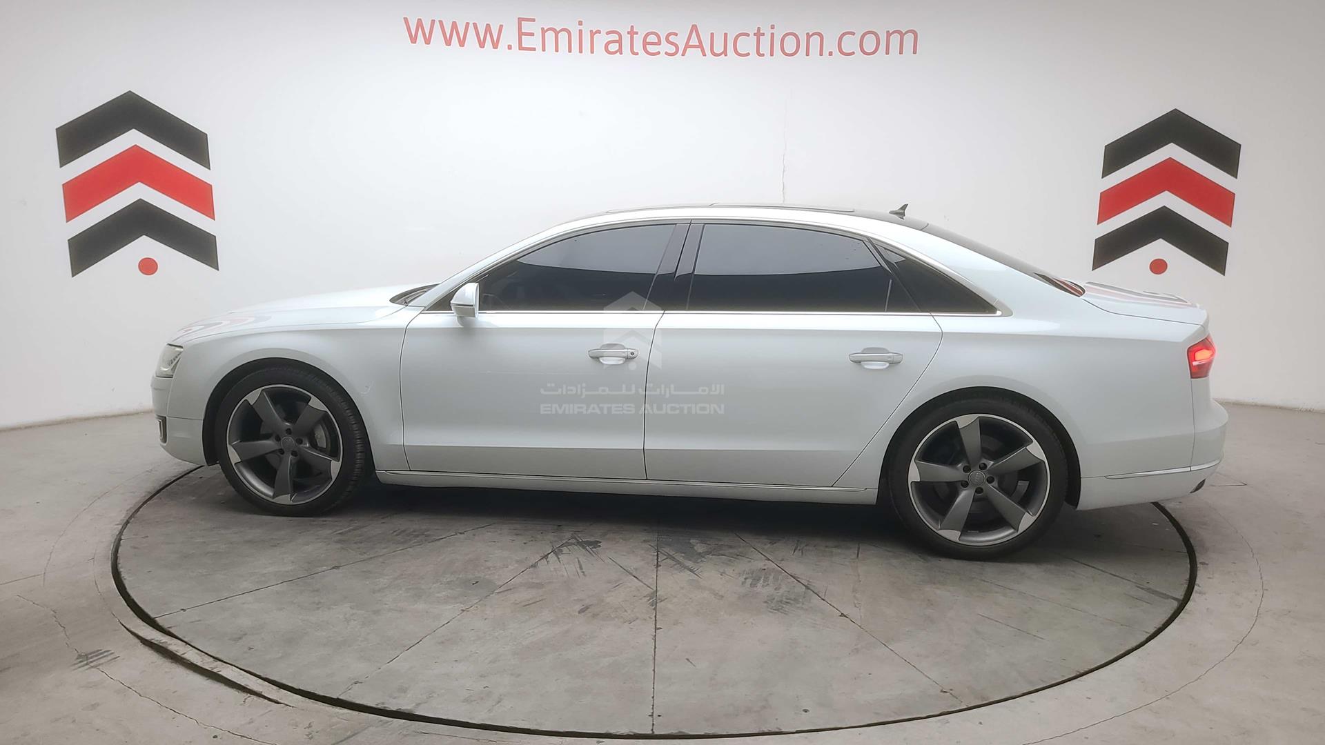 2016 AUDI A8 VIN: WAUY2BFD0GN000917