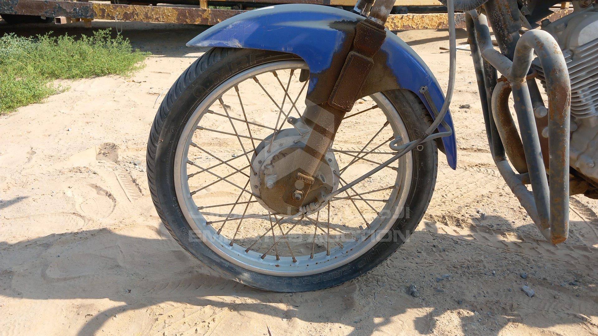 0 YAMAHA MOTORBIKE VIN: LBPKE129XD0126372
