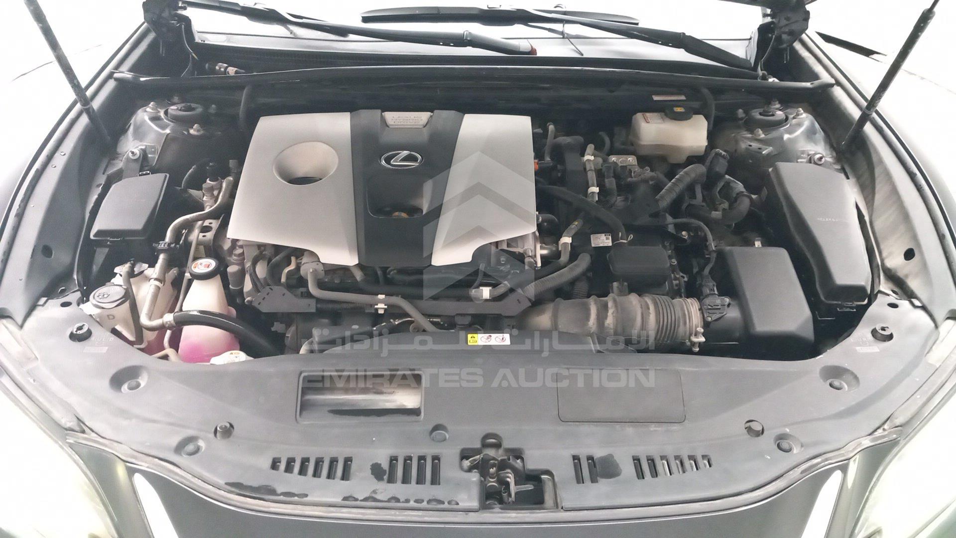 2019 LEXUS ES 300H VIN: JTHB21B17K2047840