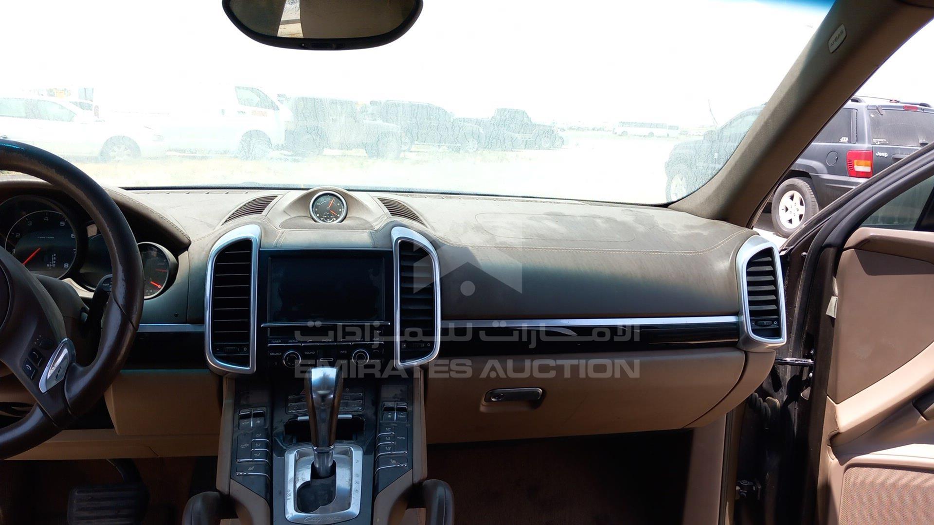 2013 PORSCHE CAYENNE VIN: WP1AA2A23DLA02678