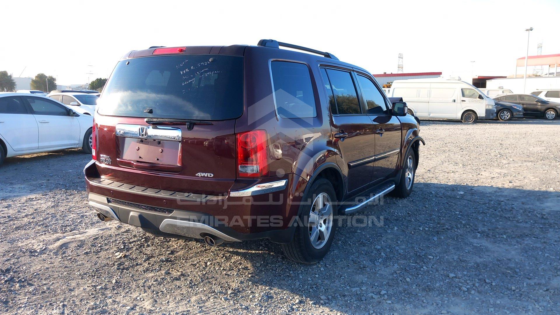 2015 HONDA PILOT VIN: 5FNYF484XFB702563