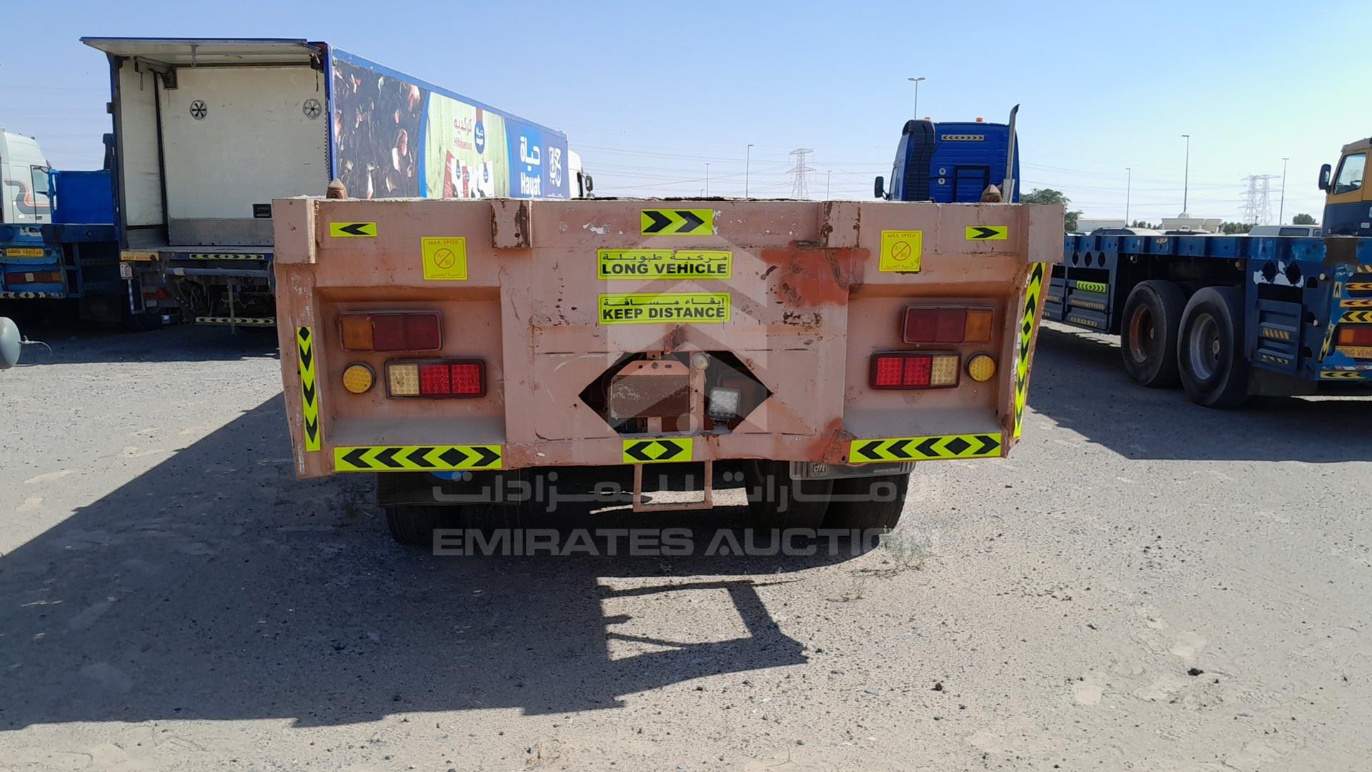 2002 TRAILER LOCAL VIN: D045852DXBTRAILER