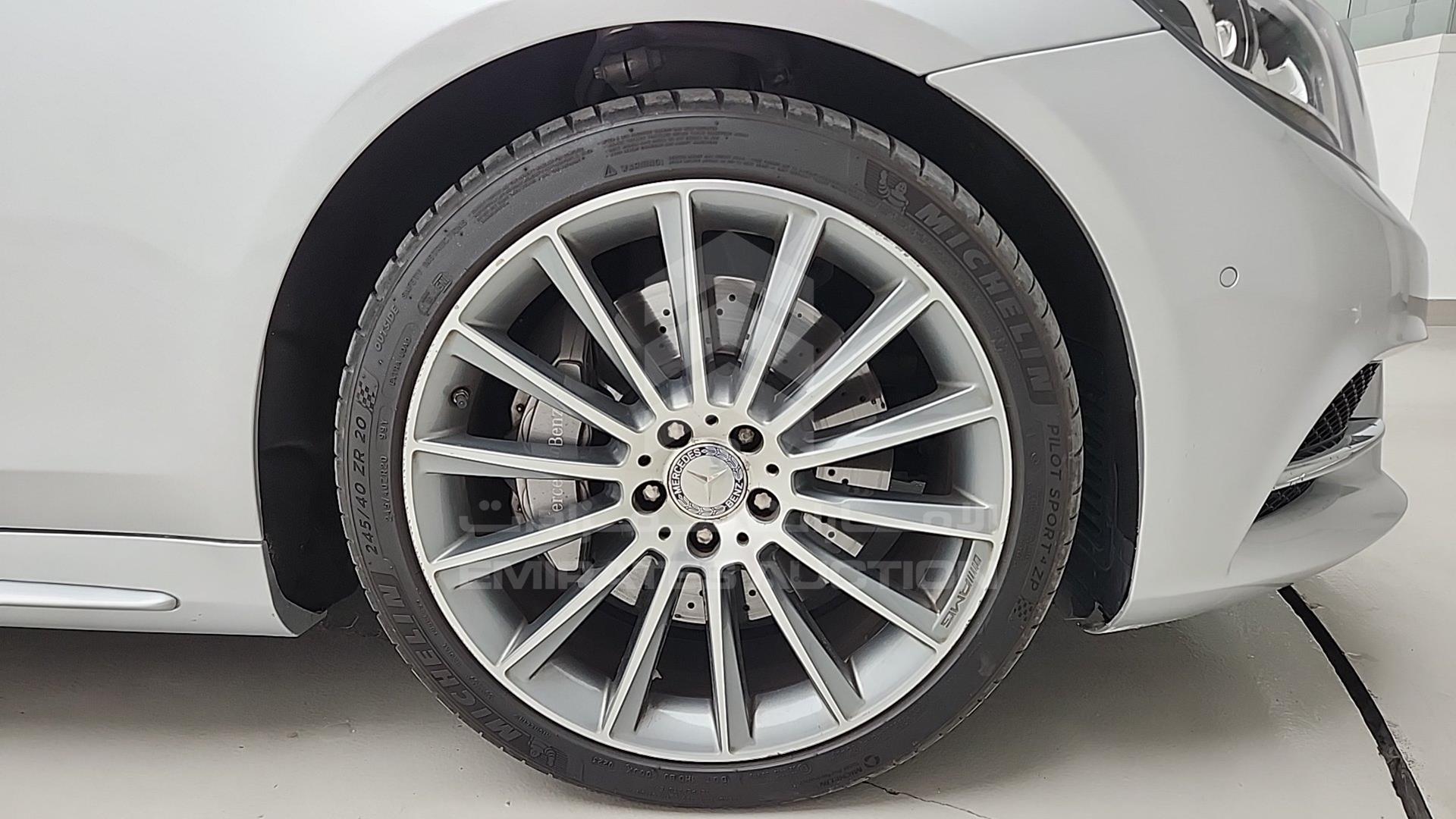 2016 MERCEDES S 500 VIN: WDDUG8CB3GA203371