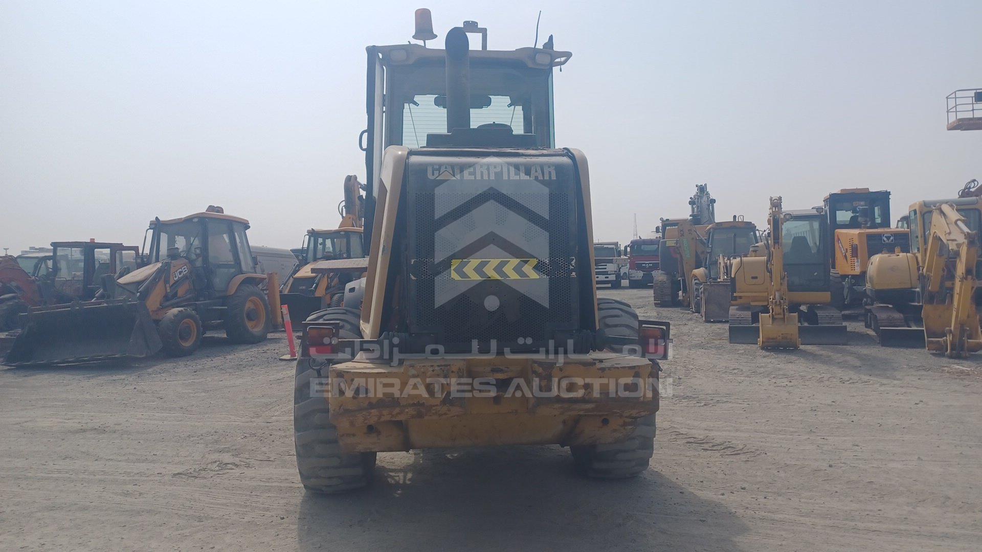 2009 CATERPILLAR 930H VIN: CAT0930HJFTD01067