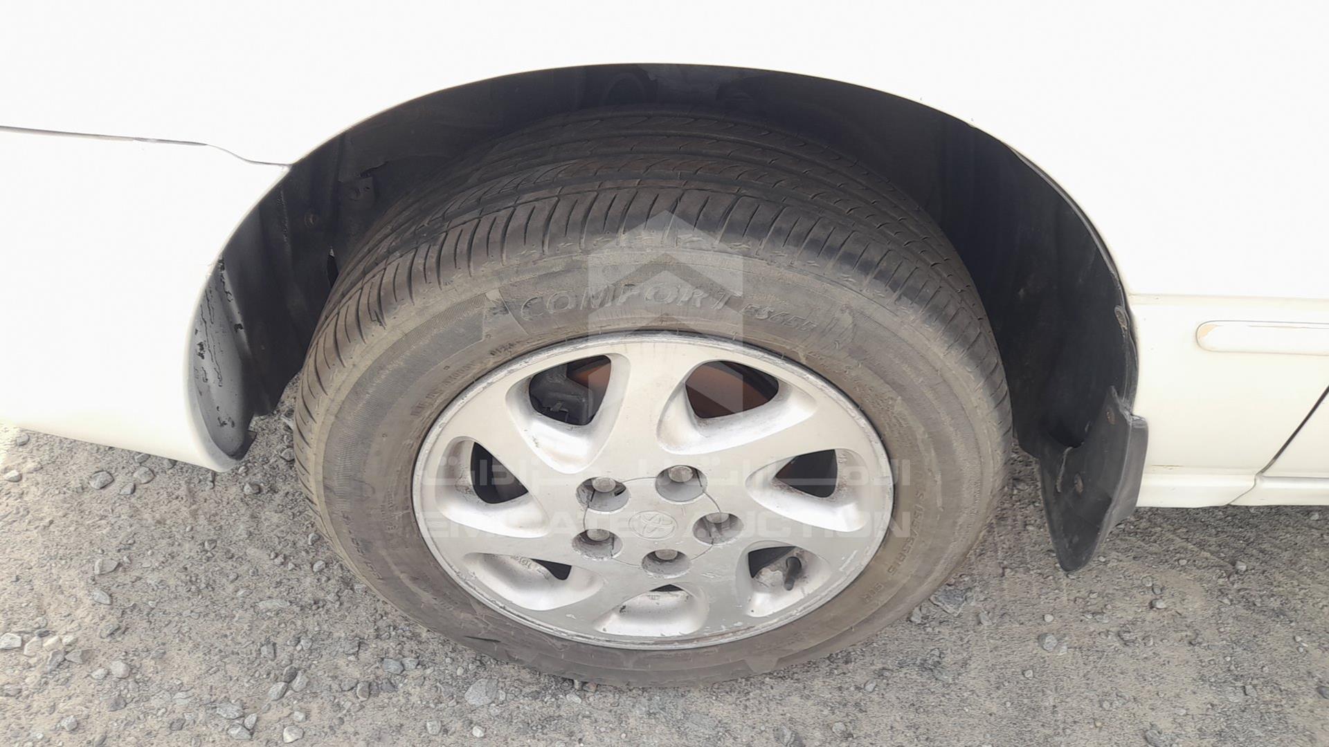 1999 TOYOTA CAMRY VIN: 4T1BG22K2XU889011