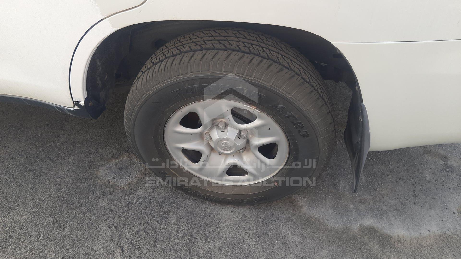 2013 TOYOTA LAND CRUISER VIN: JTMDU09J2D5066043