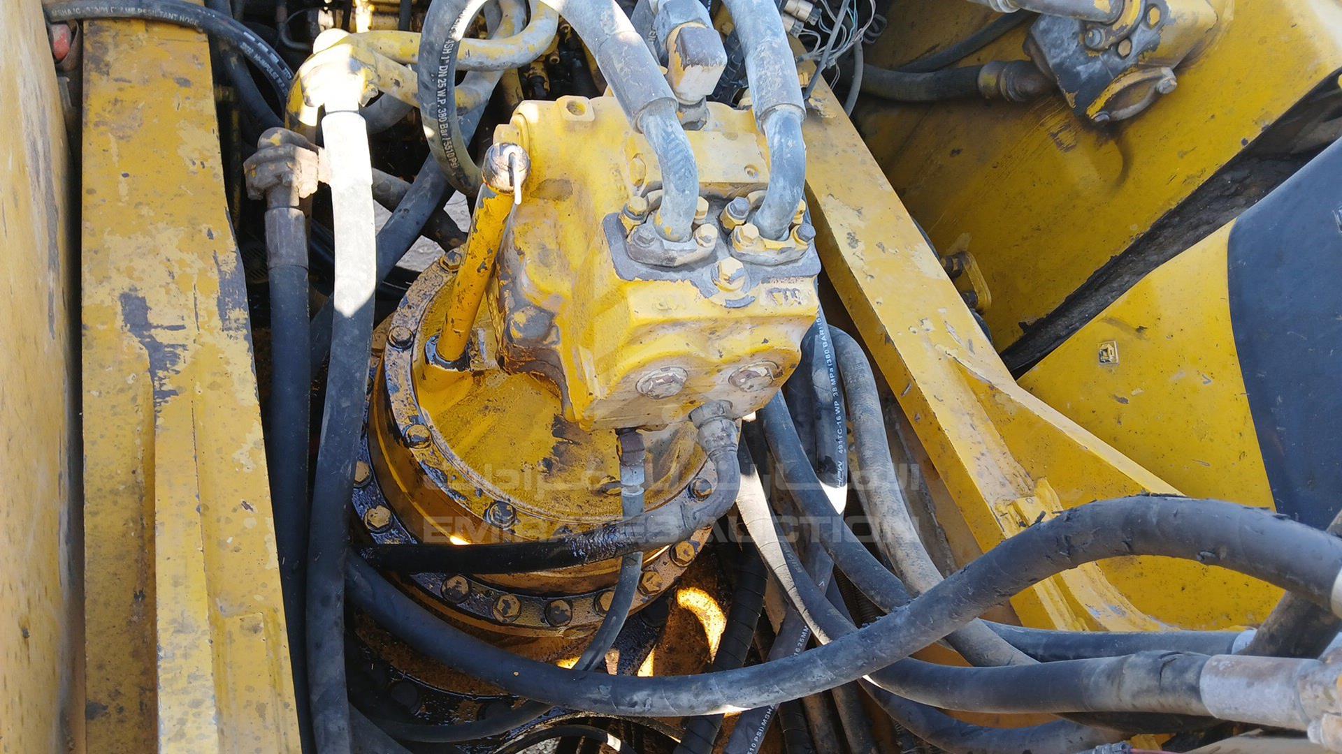 2009 KOMATSU PC400LC VIN: KMTPC086E02051493
