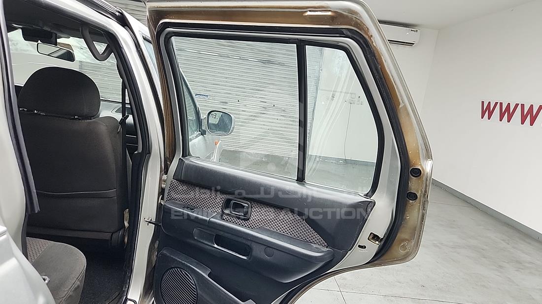 2005 Nissan Pathfinder — Rear Right Door — Photo 25