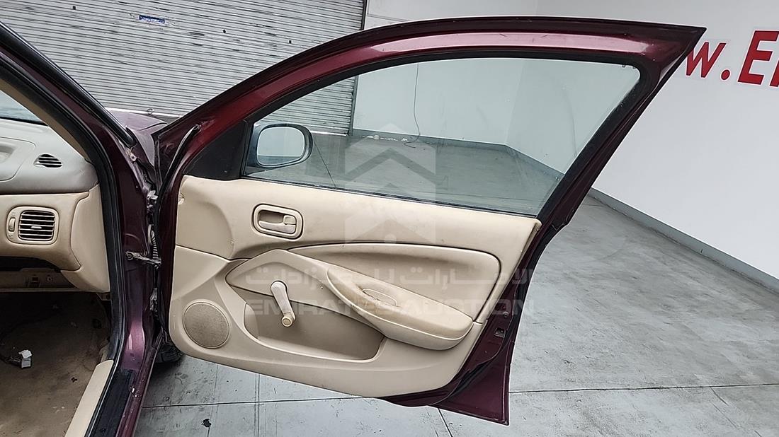 2006 Nissan Sunny — Front Right Door — Photo 26