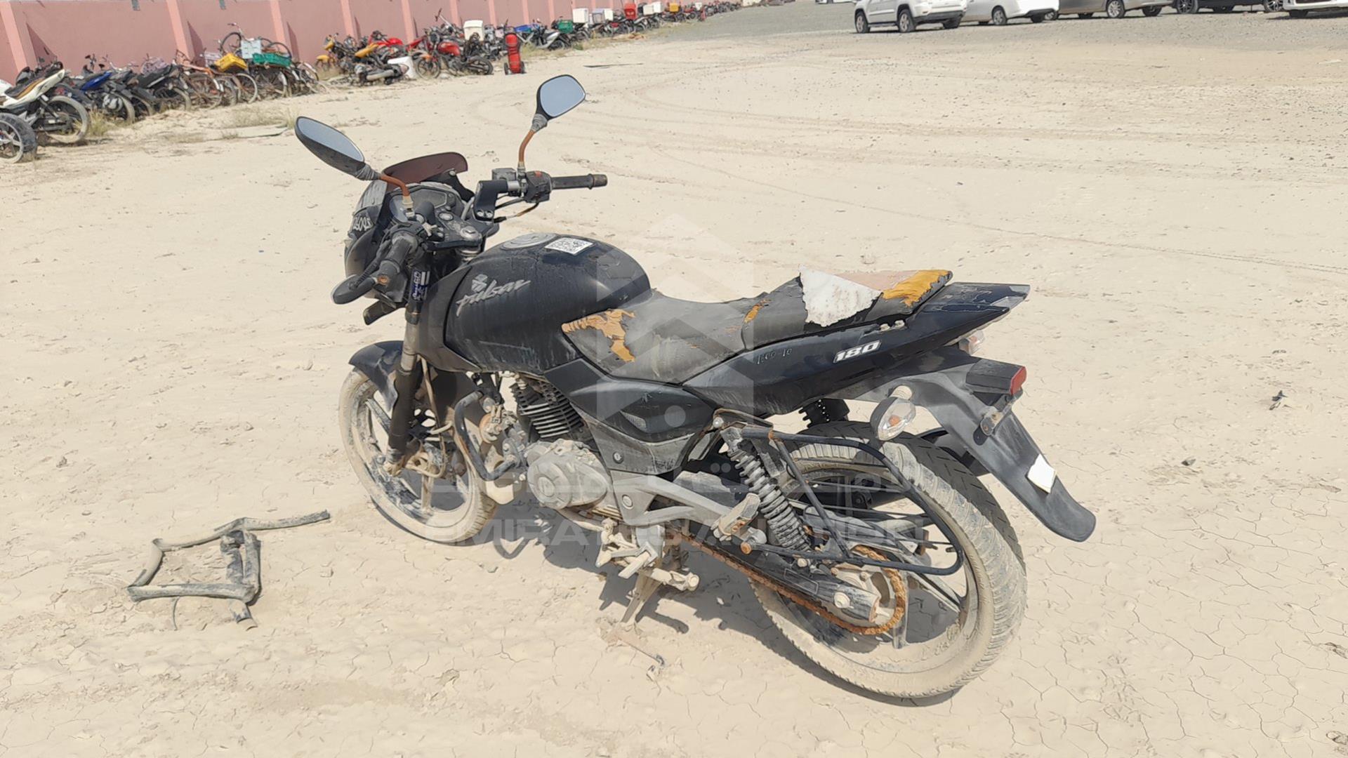 2014 BAJAJ 180 CC VIN: MD2A12DZXECK51162