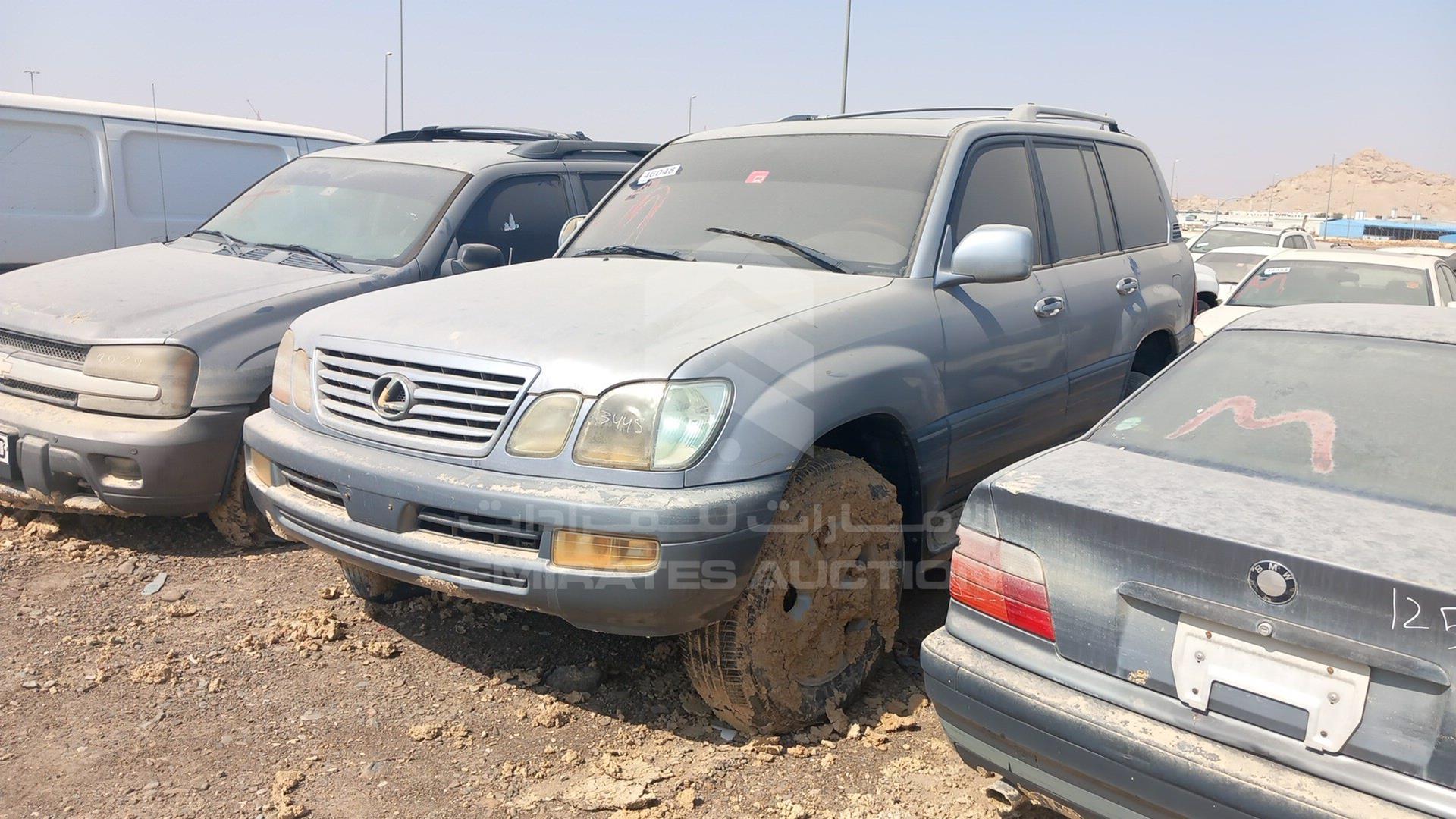 2003 LEXUS --- VIN: JTJHT00W033527521