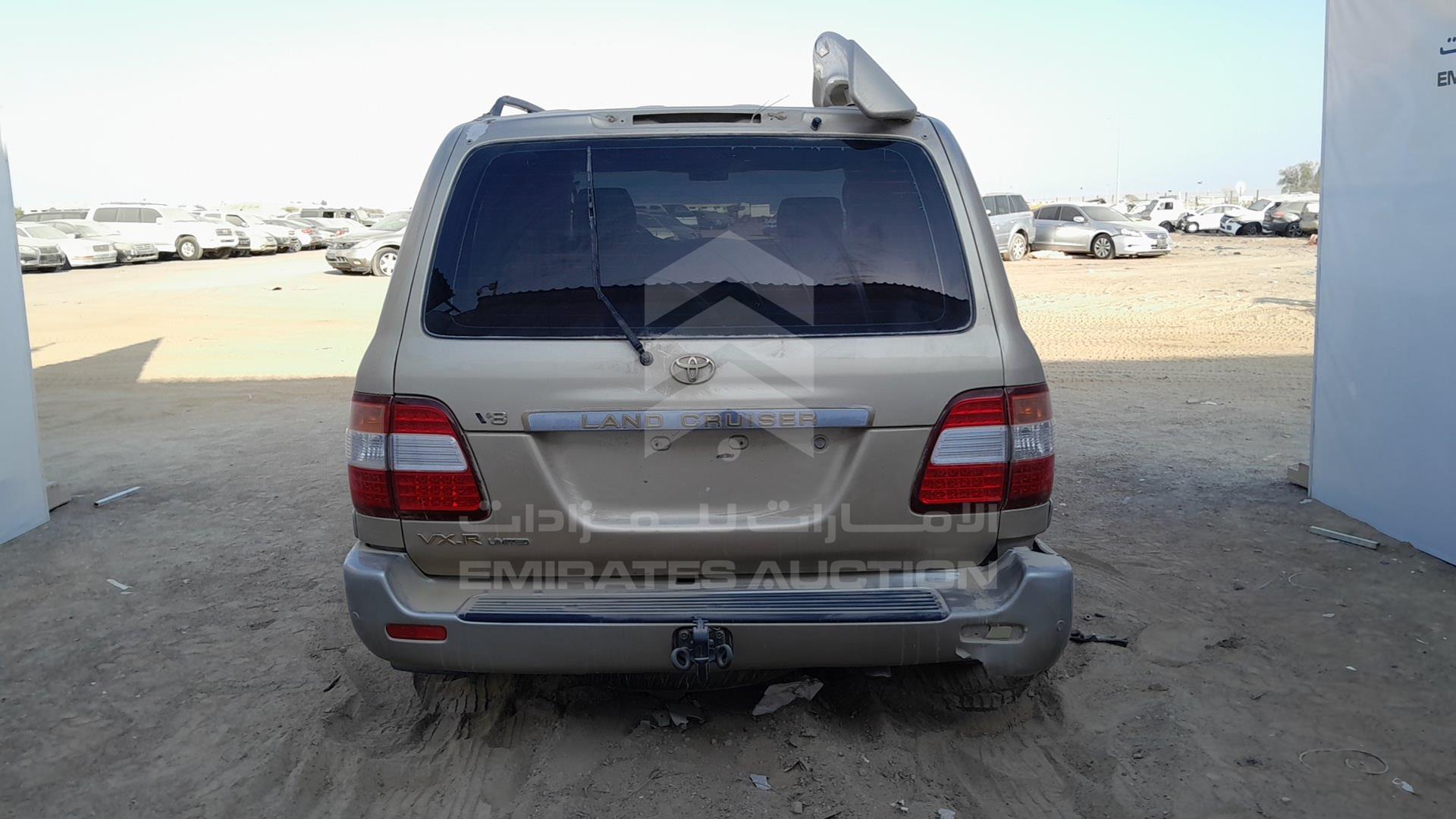2006 TOYOTA LAND CRUISER VIN: JTEHT05J262085590