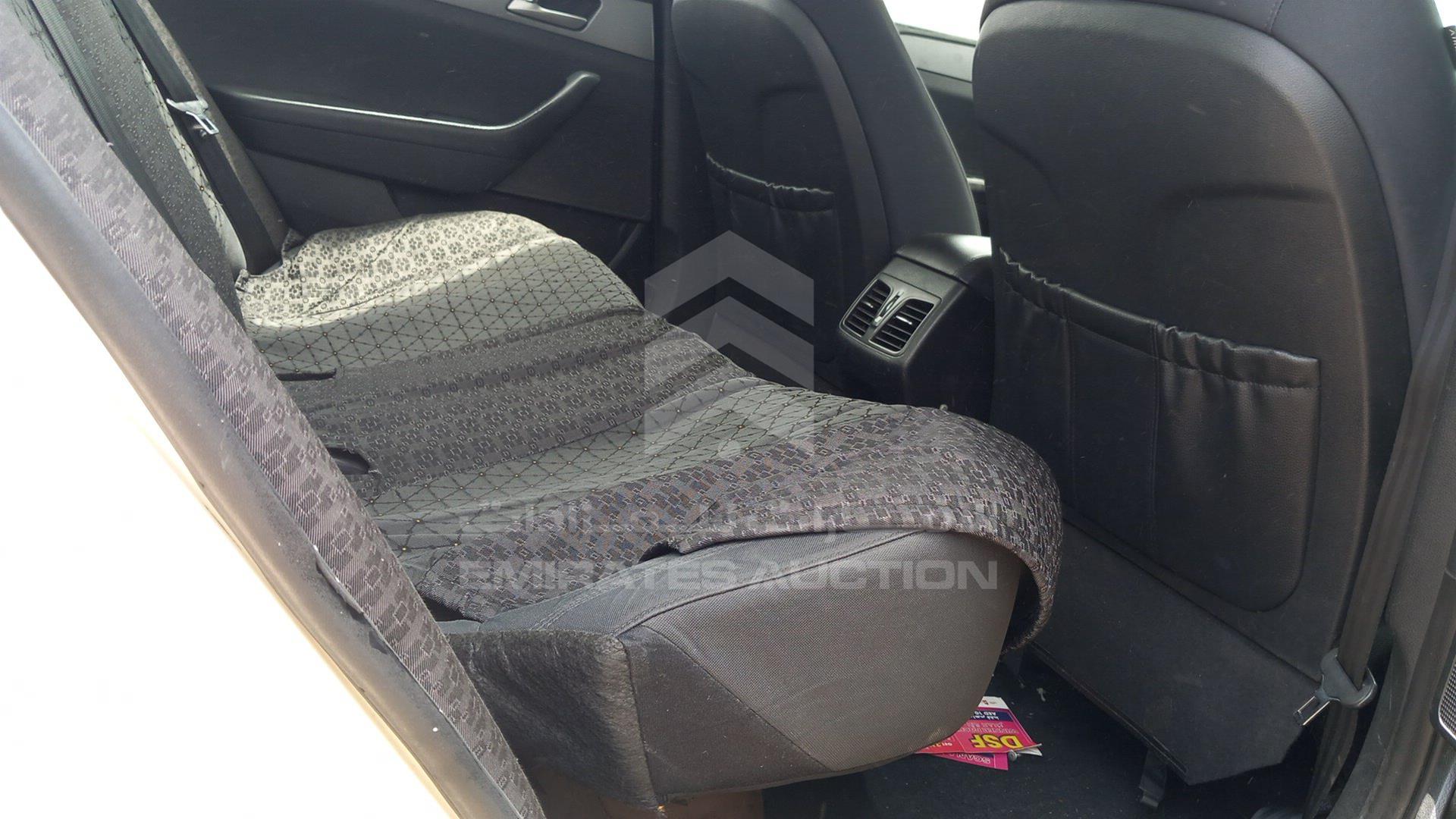2019 HYUNDAI SONATA VIN: KMHE24131KA093040